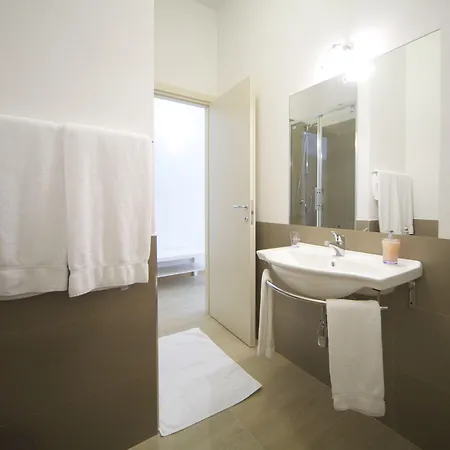 San Giorgio ゲストハウス 4*